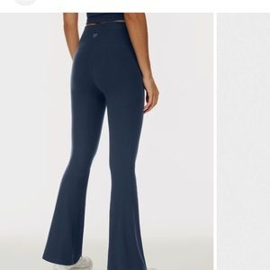 Aritzia Pants